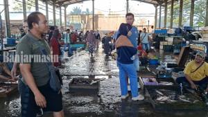 PASAR-TERPADU-Suasana-aktivitas-los-ikan-di-Pasar-Terpadu-d.jpg