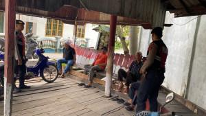 Patroli-yang-dilakukan-Polres-HSU-di-fasilitas-layanan-publik.jpg