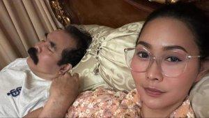 Pedangdut-Inul-Daratista-berbagi-kabar-tentang-kesehatan-sang-suami-Adam-Suseno.jpg