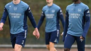 Pemain-Arsenal-menjalani-latihan-menjelang-laga-vs-Newcastle-United.jpg