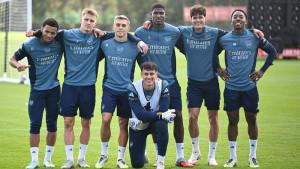 Pemain-Arsenal-terlihat-santai-lebih-dahulu-dengan-di-Liga-inggris.jpg