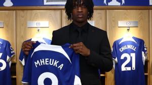 Pemain-Chelsea-Shim-Mheuka-yang-berusia-18-tahun-Didier-Drogba-baru-di-Liga-Inggris.jpg