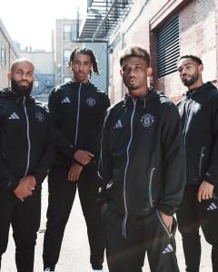 Pemain-Manchester-United-berpose-bak-model-memperkenalkan-brand-terbaru.jpg