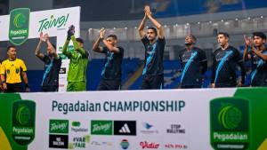 Pemain-Persela-sapa-penonton-di-Balikpapan.jpg