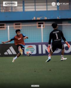 Pemain-Persiku-internal-game.jpg