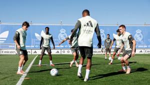 Pemain-Real-Madrid-kembali-menjalani-latihan-setelah-melakukan-laga-Liga-Champions.jpg