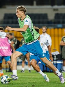 Pemain-Real-madrid-menjalani-latihan-serius-untuk-persiapan-menghadapi-Liga-Champions.jpg