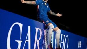 Pemain-baru-Chelsea-Alejandro-Garnacho-berpose-memakai-jersey-klub.jpg