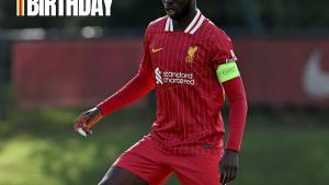Pemain-muda-Liverpool-Amara-nallo-saat-mendapat-ucapan-ulangtahun.jpg