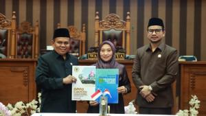 Pj-Sekda-Yulian-Herawati-hadiri-Penandatanganan-KUA-PPAS.jpg