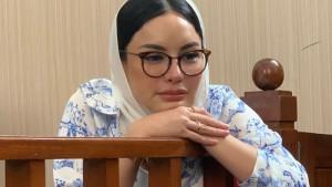 Potret-Nikita-Mirzani-dalam-sidang-pembacaan-pledoi-di-PN-Jaksel-Kamis-16-10-2025.jpg