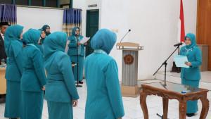 Prosesi-pelantikan-empat-Ketua-TP-PKK-kecamatan-di-Aula-Sekretariat-PKK-Tabalong.jpg