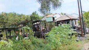 Puing-rumah-akibat-kebakaran-di-Jalan-Irigasi-Desa-Kayu-Bawang-Gambut-Banjar-kalsel-19062023.jpg
