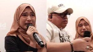 Putri-Razman-Nasution-sampaikan-surat-terbuka-untuk-apresiden-Prabowo-saat-konferensi-pers.jpg