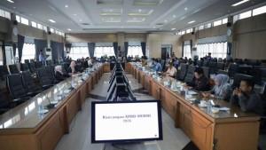 RAPAT-Rapat-pembahasan-bersama-Badan-Anggaran.jpg