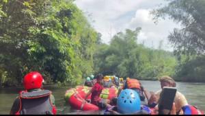 RIVER-TUBING-Para-peserta-river-tubing-saatdd.jpg