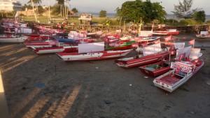 Ratusan-kapal-nelayan-di-Pantai-Pagatan.jpg