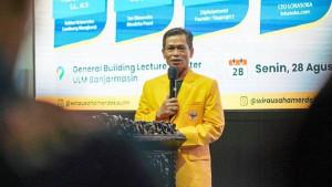 Rektor-ULM-Prof-Ahmad-pada-peluncurnan2.jpg