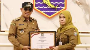 SERAHKAN-PIAGAM-Staf-Ahli-Bidang-Permasyarakatan-DD.jpg
