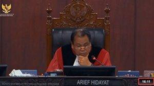 SIDANG-PILJKADA-Ketua-Hakim-Konstitusi-Arief-Hidayat-DD.jpg