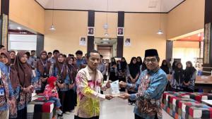 SMA-Muhamadiyah-1-Banjarmasin-kunjungan-ke-Perpuskaan-Palnam-Banjarmasin.jpg