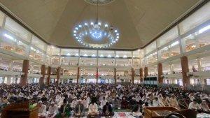 Salat-Id-di-Masjid-Islamic-Centern-Balikpapan.jpg