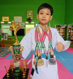 Sayyid-Muhammad-Tampan-jadi-bintang-di-Open-Karate-Championship-Yusfi-Cup-6.jpg