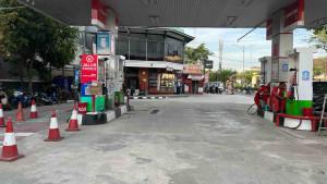 Sejumlah-Stasiun-Pengisian-Bahan-Bakar-Umum-SPBU-KOSONG.jpg