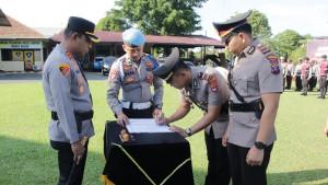 Sertijab-berlangsung-di-Halaman-Mapolres-Banjar-pada-Rabu-15102025-U.jpg