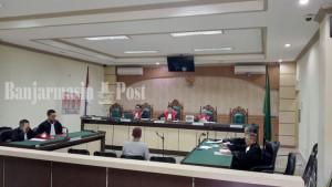 Sidang-dakwaan-korupsi-eks-kepala-kantor-pos-Batu-Tungku.jpg
