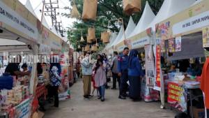 Stan-UMKM-di-Bamara-Kuliner-Festival-2025-Bakul-Fest-2025.jpg