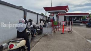 Stok-BBM-Pertamax-kosong-di-SPBU-Jalan-A-Yani-Km-6-Banjarmasin-Selasa-4112025.jpg