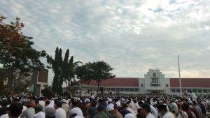 Suasana-Salat-Ied-di-Lapangan-dr-Murdjani-Banjarbaru.jpg