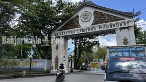 Suasana-di-depan-kawasan-Kampus-ULM-Banjarmasin.jpg