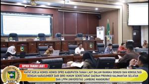 Suasana-diskusi-dan-konsultasi-komisi-komisi-DPRD-Tala.jpg