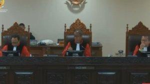 Suasana-jalannya-sidang-sengketa-Pilkada-Banjar-di-MK.jpg
