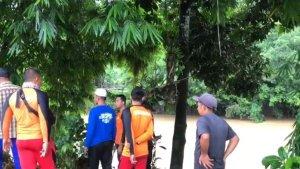 Suasana-warga-di-Desa-Loktunggal-Kecamatan-Pengaron-aragg.jpg