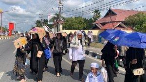 Tabligh-Akbar-Habib-Umar-bin-Hafidz-di-Stadion-Tuah-Pahoe-Palangkaraya.jpg