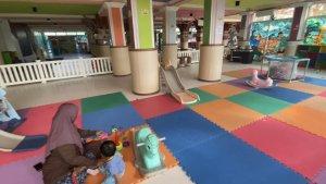 Tempat-bermain-untuk-anak-di-bawah-3-tahun-di-kids-library-Perpustakaan-Palnam.jpg