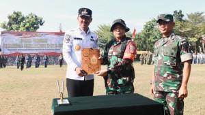 UPACARA-Suasana-upacara-Pelaksanaan-TNI-Manunggal-M1.jpg