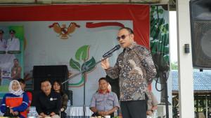 Wakil-Bupati-Kotabaru-Syairi-Mukhlis-sampaikan-sambutan.jpg