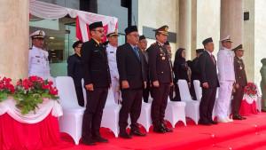 Wakil-Ketua-I-DPRD-Kotabaru-Awaludin-saat-menghadiri-upacara-peringatan-HUT-ke-80-TNI.jpg