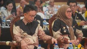 Wali-Kota-Banjarbaru-Erna-Lisa-Halaby-menghadiri-pembukaan-Muskomwil-V.jpg