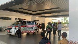 Yunus-pekerja-yang-tewas-saat-gudang-karet-ambruk.jpg