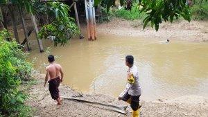 bocah-tenggelam-di-sungai-Desa-Tantaringin.jpg