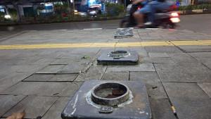 bollard-atau-pembatas-trotoarnya-hilang-dicuri.jpg