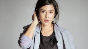 dian-sastro-pakai-bikini-saat-liburan.jpg