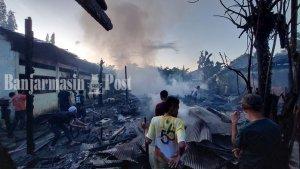 dua-ruang-kelas-sman-1-paringin-terdampak-kebakaran.jpg