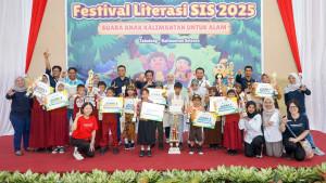 emenang-lomba-pada-Festival-Literasi-SIS-2025.jpg