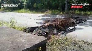 gorong-gorong-hancur-di-ruas-jalan-dharma-praja-kabupaten-tanbu-kalsel-23022021.jpg
